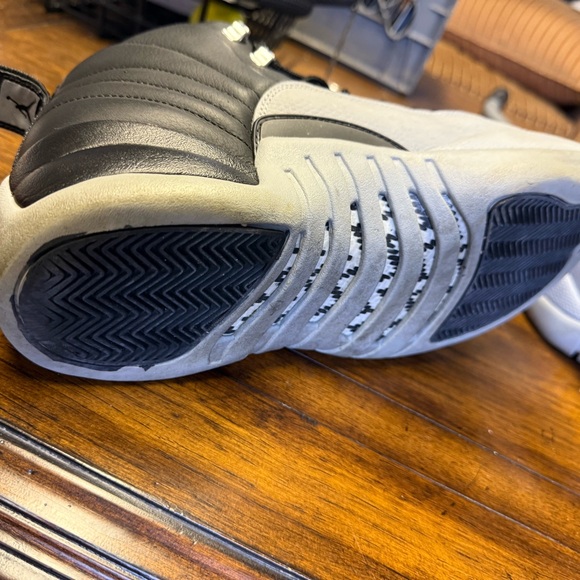 Jordan 12 Retro Barrons. Grey On Black - Picture 3 of 7